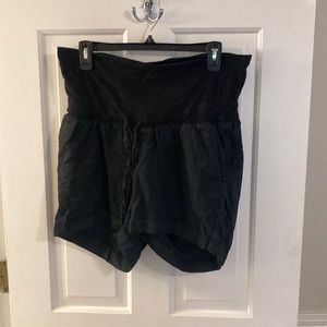 Black maternity shorts